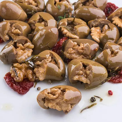 Olive Verdi Perfette con Noci 1 Kg.