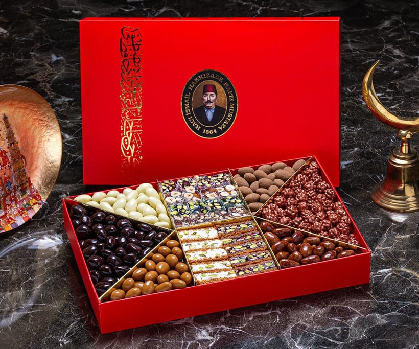 Premium Mixed Turkish Delight and Dragee Assortment 1750 G.