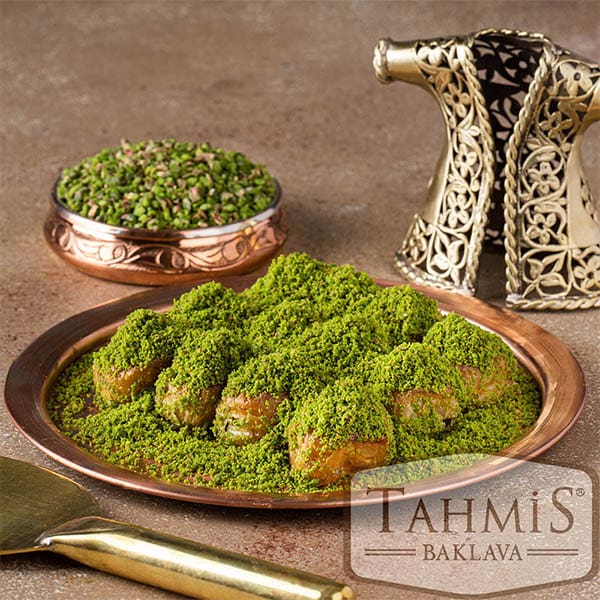 Παραδοσιακός μπακλαβάς με φιστίκια 2 Kg.