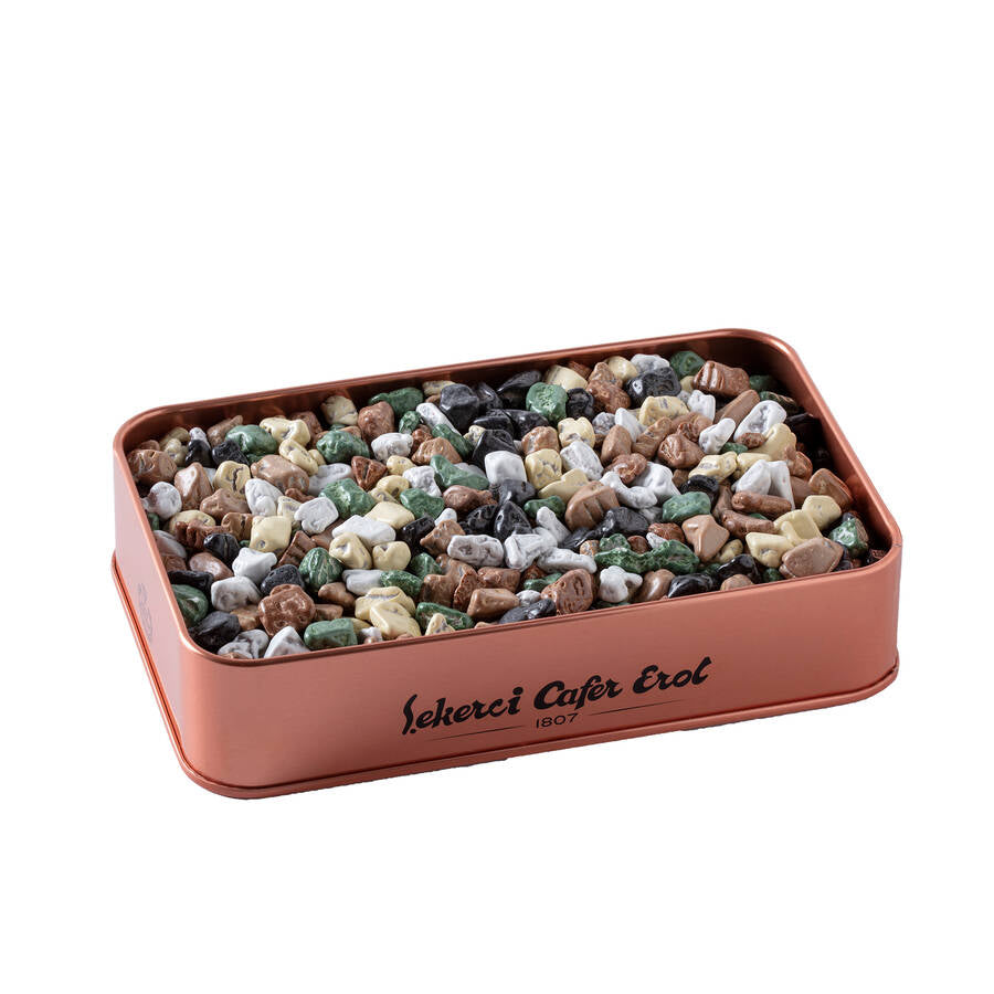 Dragee Assortis dans Une Boîte En BRONZE 300 g.