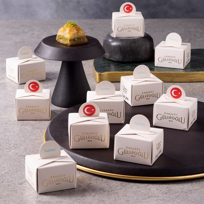 Pistasch Baklava Presentask med halvmåne- och stjärndesign 10 delar