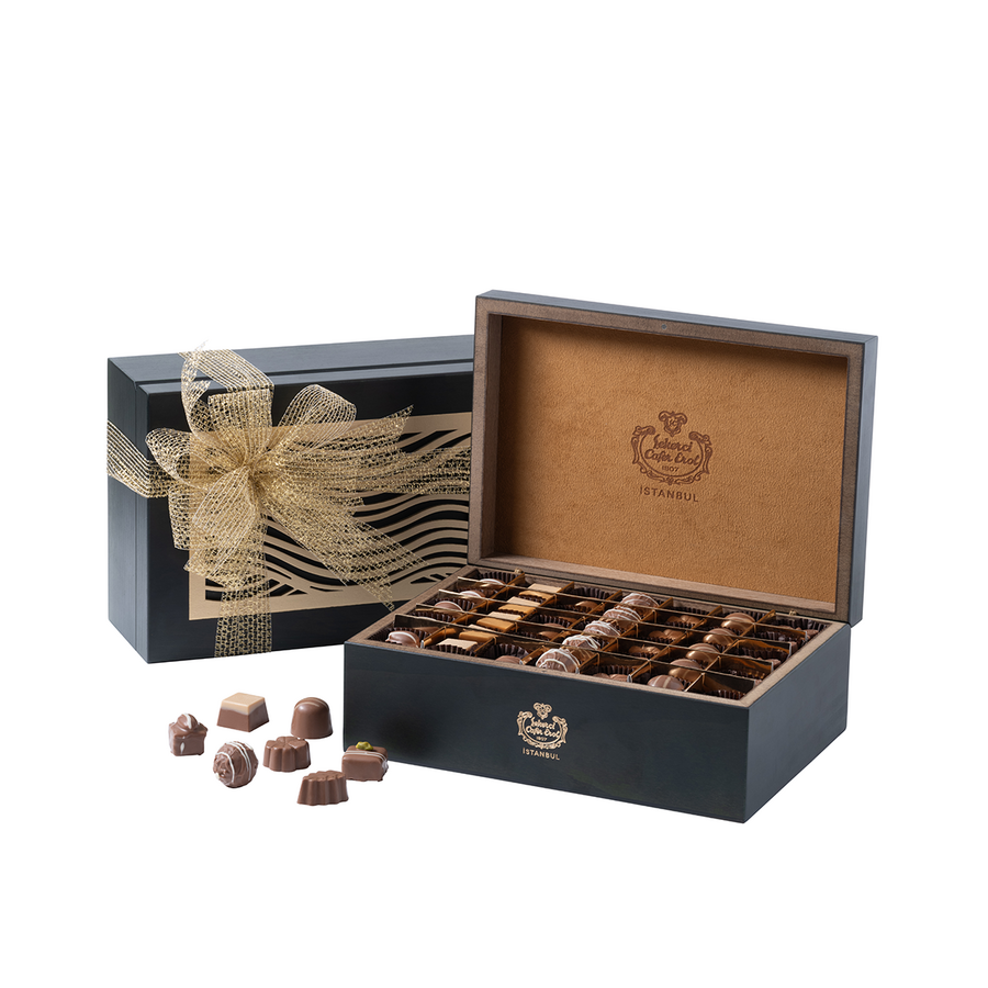 Premium Handmade Chocolate in Patterned Green Wooden Box