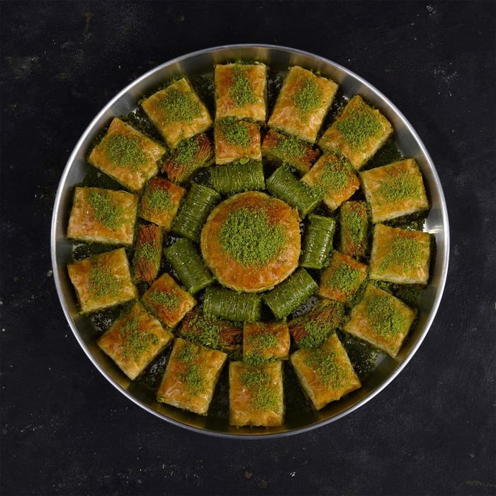 Premium Special Μπακλαβάς με φιστίκι 1,5 Kg. Δίσκος