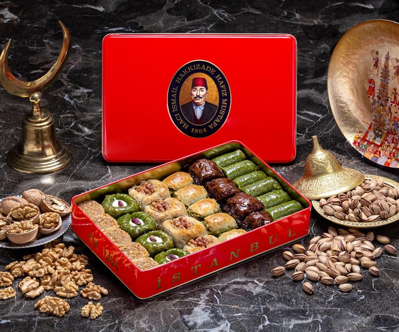 Gourmet Pistachio and Walnut Mixed Baklava - Medium Box