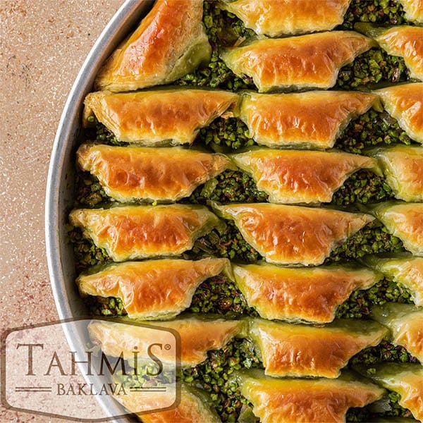 Vegyes baklava ajándéktálca 2,2 kg.