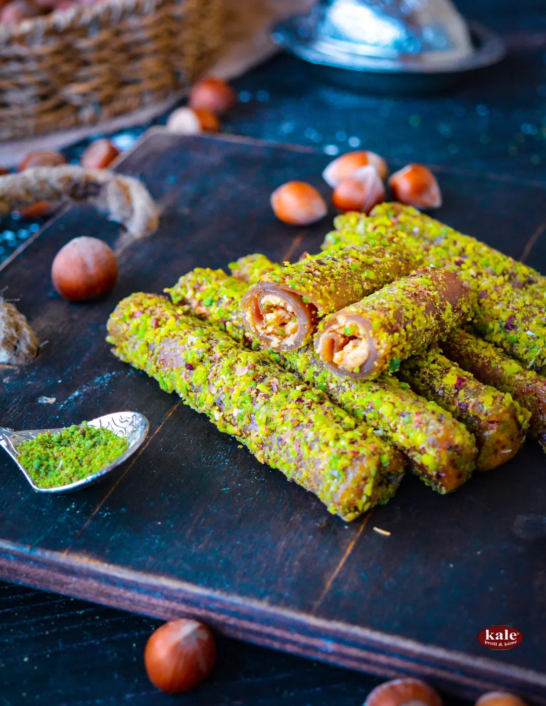 Pistachio Rolled Fruit Leather Nutty Pestil 500 G.