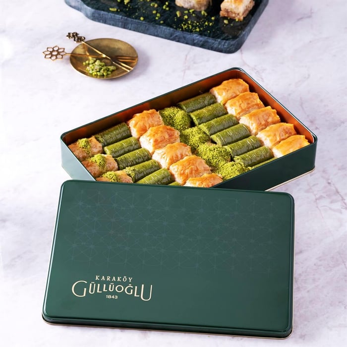 Blandad baklava i metallåda 900 g.