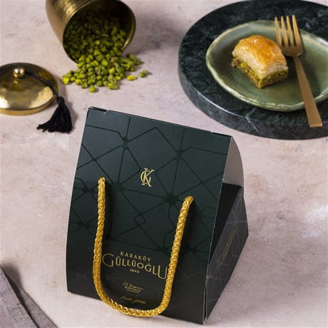Special Pistachio Baklava Gift Box 1 Kg.