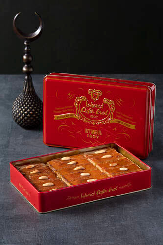 Almond Damask Dessert in Tin Box