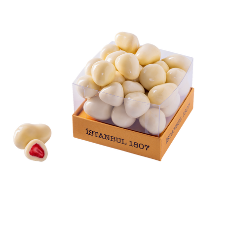 Dried Strawberry Milk Dragee in a Istanbul Package 230 G.
