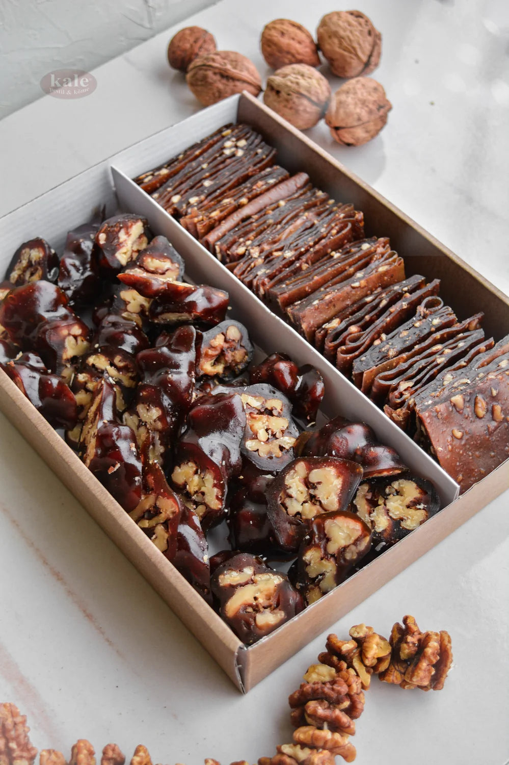 Pestil Combo Geschenkset mit traditionellen Leckereien, 1 kg.