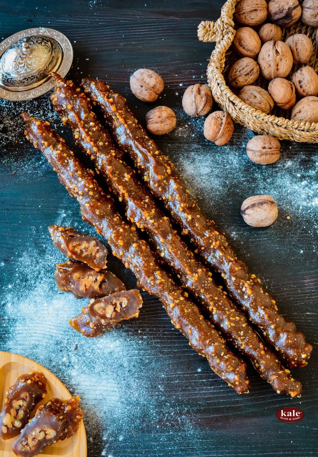 Äkta Pikola Hasselnöt- och valnötskorv Turkisk Pestil 1 Kg.