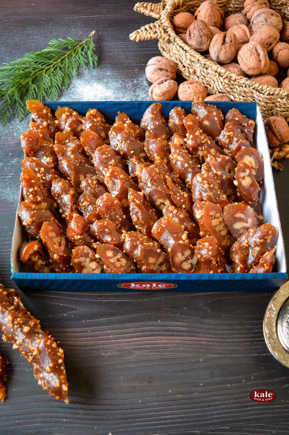 Äkta Pikola Hasselnöt- och valnötskorv Turkisk Pestil 1 Kg.