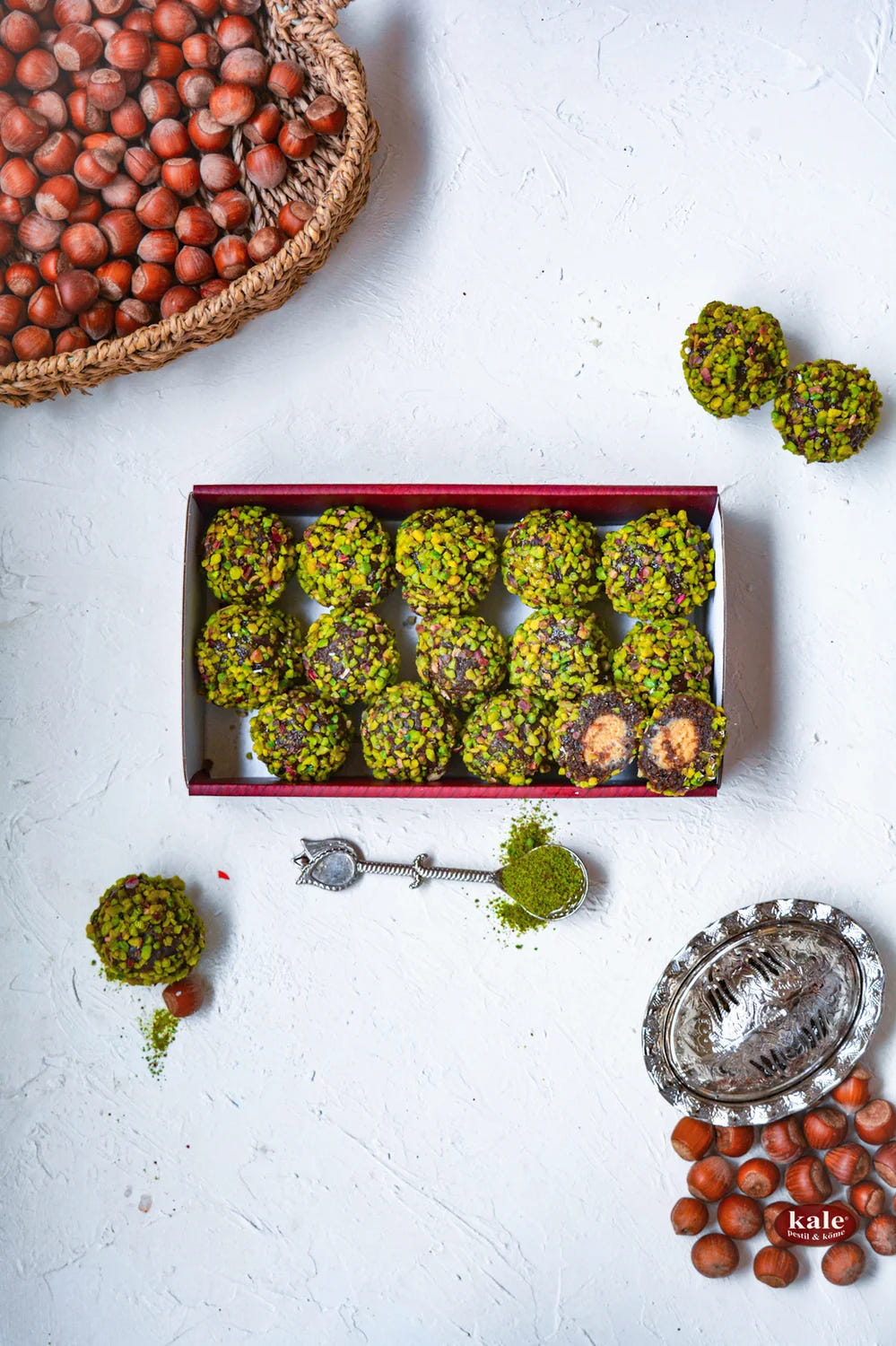 Pistachio Chocolate Pestil Turkish Treat 500g — view 3