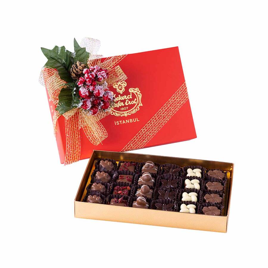 Assortment Special Chocolate in Red Medium Set Box 300 G.