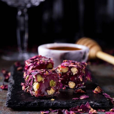 Rose Leaf Pomegranate Pistachio Turkish Delight 1kg — view 2