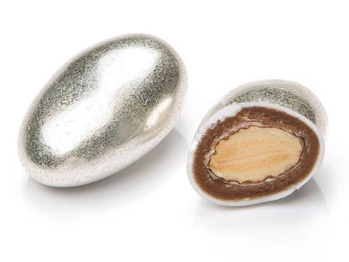 Gourmet Silver Colored Chocolate Covered Almond Dragee 1 Kg.