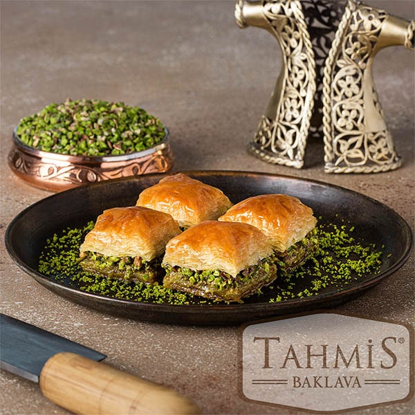 Special Square Tray Baklava 2.15 Kg. — view 3